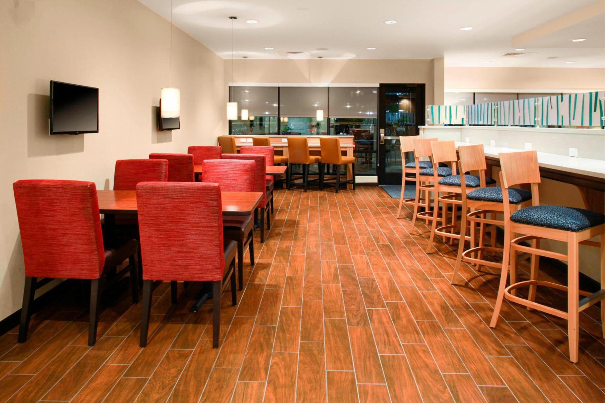 Towneplace Suites By Marriott Macon Mercer University מראה חיצוני תמונה