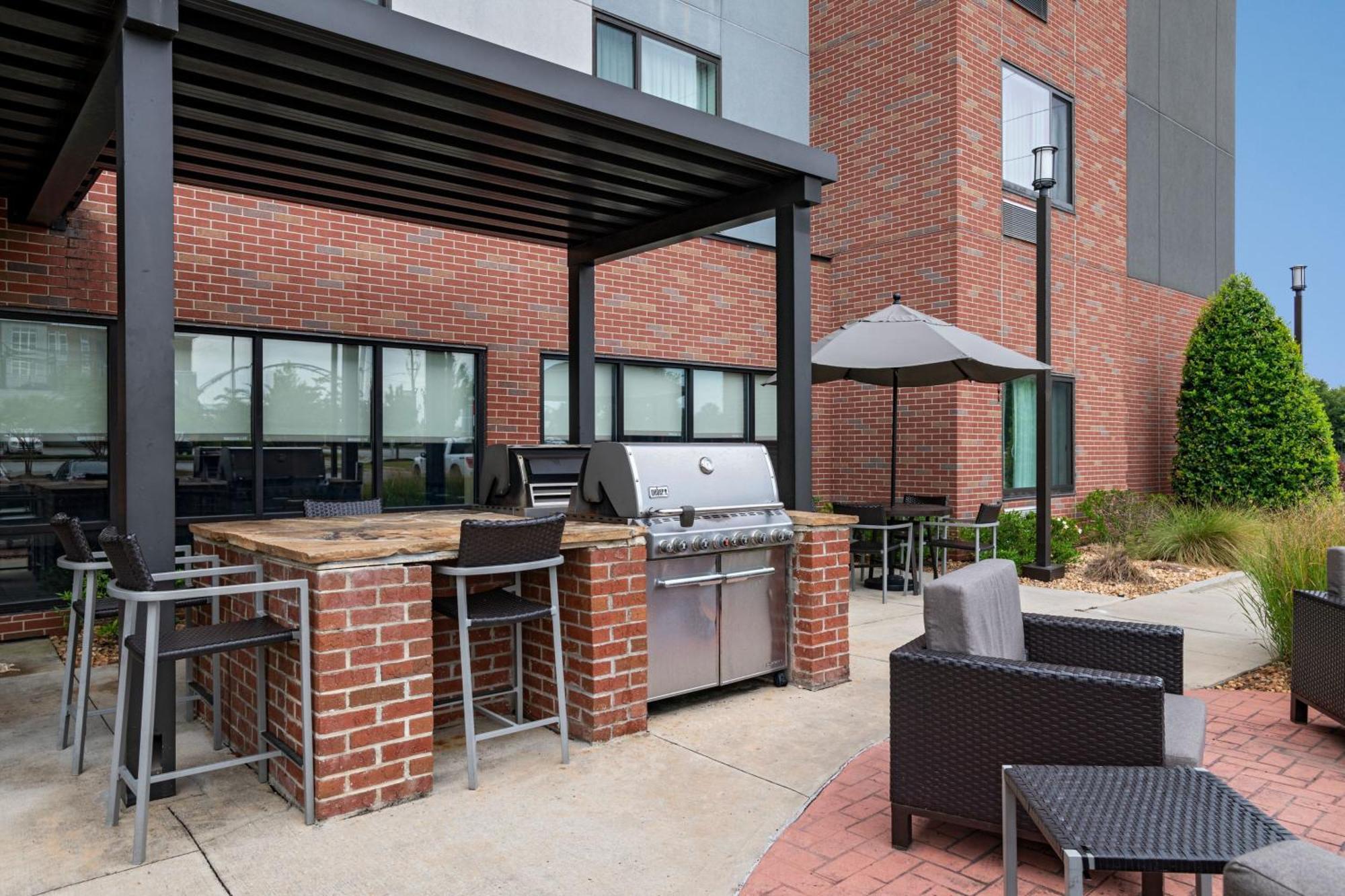 Towneplace Suites By Marriott Macon Mercer University מראה חיצוני תמונה